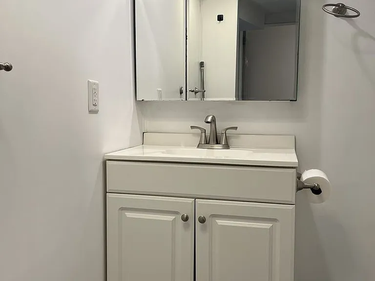 340 Manhattan Dr — Photo 35