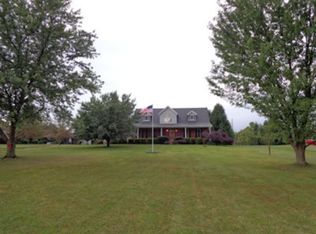 877 Robinson Rd, Chillicothe, OH 45601