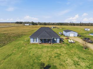 24500 Gillson Rd, Iowa, LA 70647