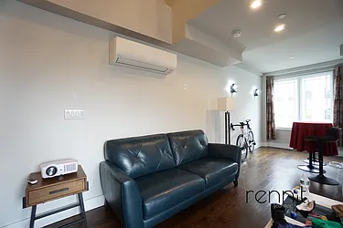 Rented by Rennit Inc.