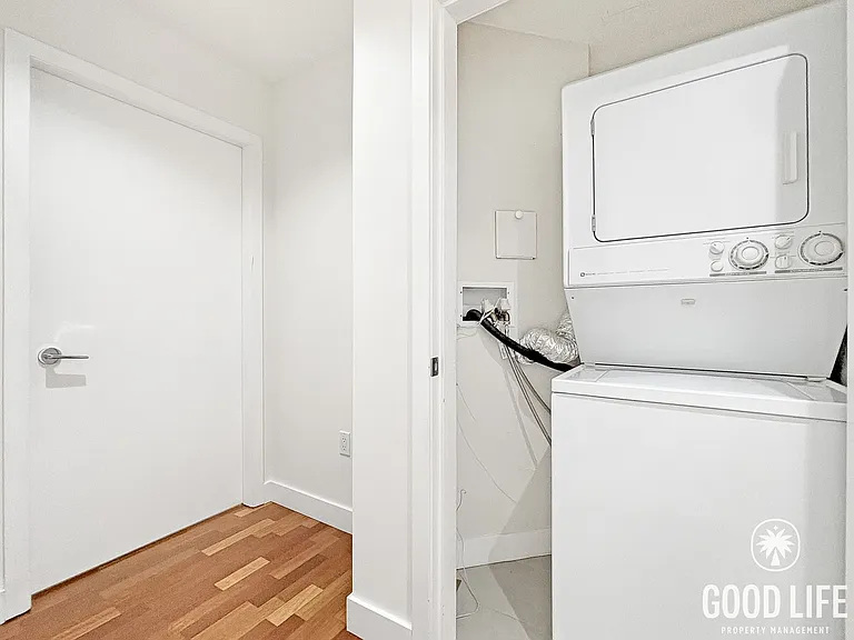 700 W Harbor Dr W #1306 — Photo 14