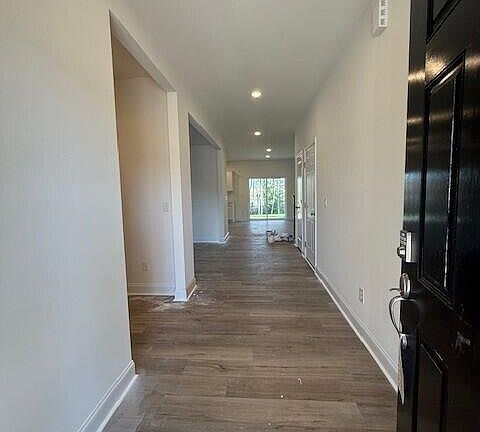 2nd image of 85 Sugar Pine Dr