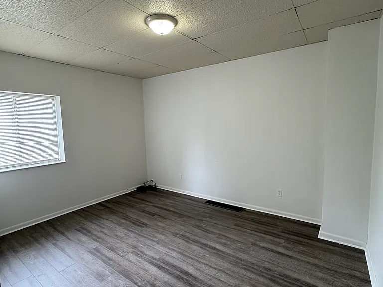 335 Boggs Ave #1 — Photo 9
