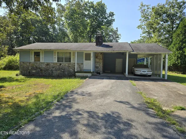 5118 Pawnee Rd, Crossville, TN 38572