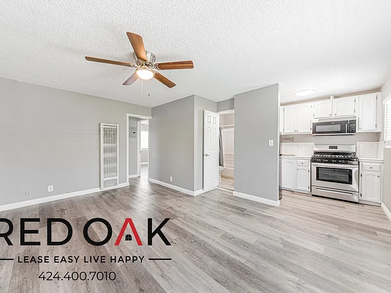 1036 Normandie Ave #11 — Photo 1
