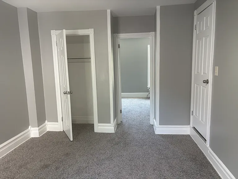384 W Gordon St #1 — Photo 9