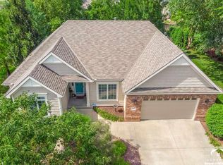 5216 Fox Chase Dr, Lawrence, KS 66049