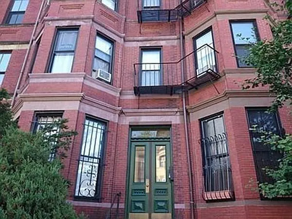 556 Columbus Ave #1 — Photo 17