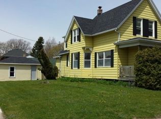 2304 N 8th St, Sheboygan, WI 53083