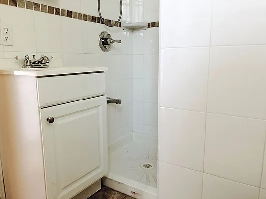 Rented by (LEGACY NOT ACTIVE) DiGiulio Group Real Estate, LLC | media 21