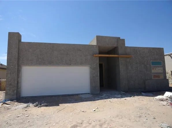 1066 Iron Hill Ave, Santa Teresa, NM 88008