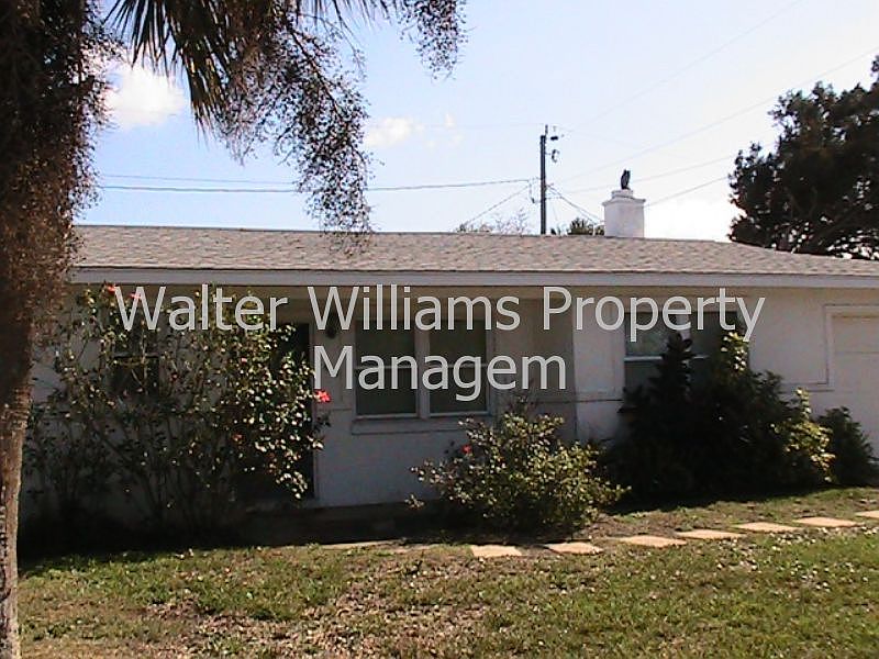 1st image of 46 Fairway Dr