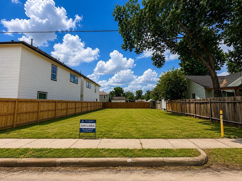 1st image of 2805 Elysian St
