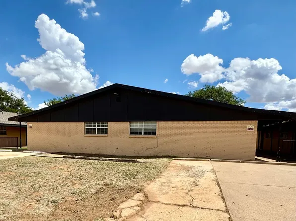 607 8th St Unit C, Wolfforth, TX 79382