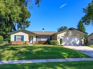 621 Vandenberg St, Altamonte Springs, FL 32701