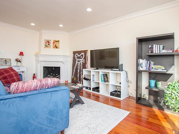3rd image of 3332-3336 Taraval St