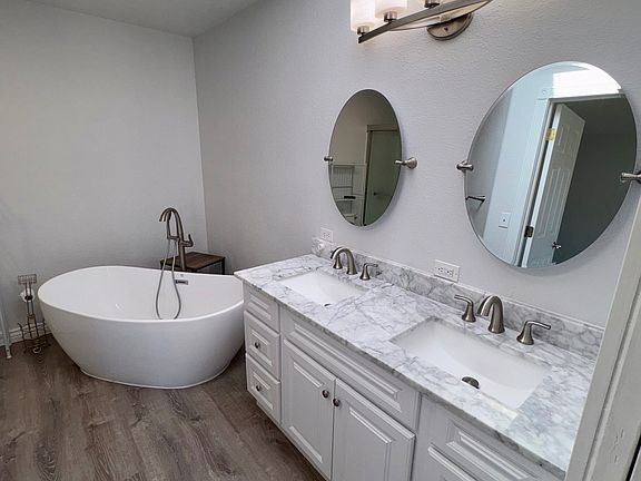 4th image of 2431 S China Rapids Pl