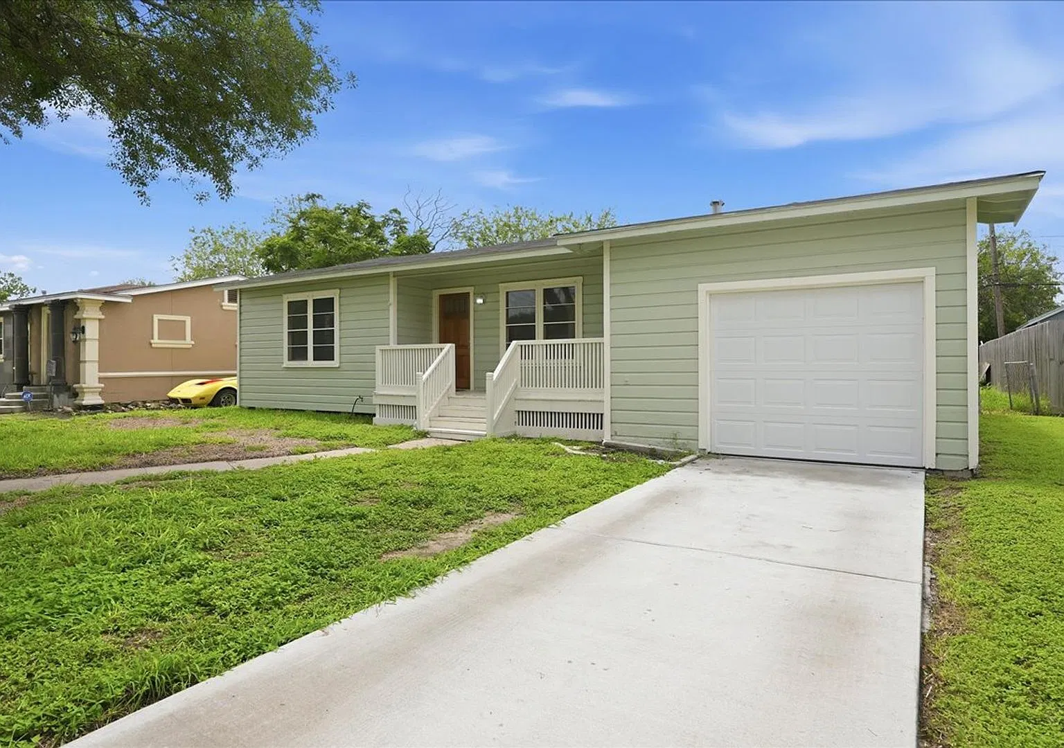 Charming Updated 2-Bedroom Home for Rent in Corpus Christi — Photo 2