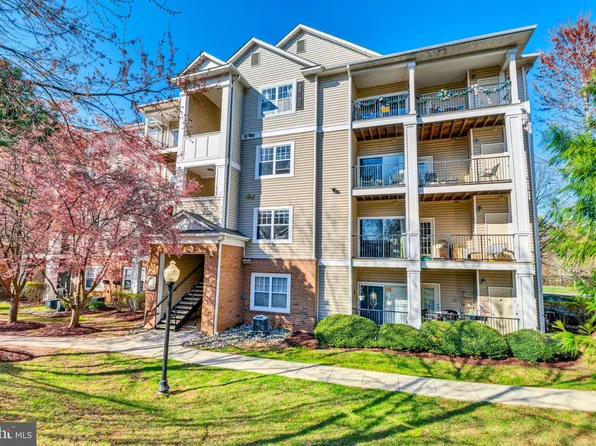 19617 Galway Bay Cir APT 304, Germantown, MD 20874