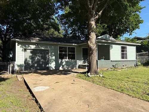 315 Ash St Photo 1
