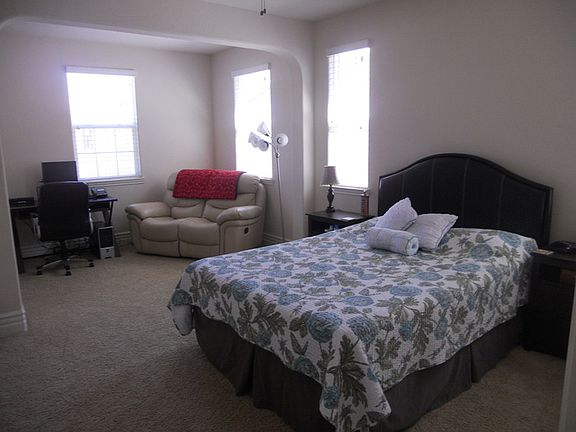 4th image of 200 Talmont Cir #200