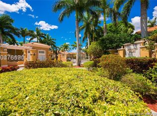 10596 SW 6th St #1406, Hollywood, FL 33025