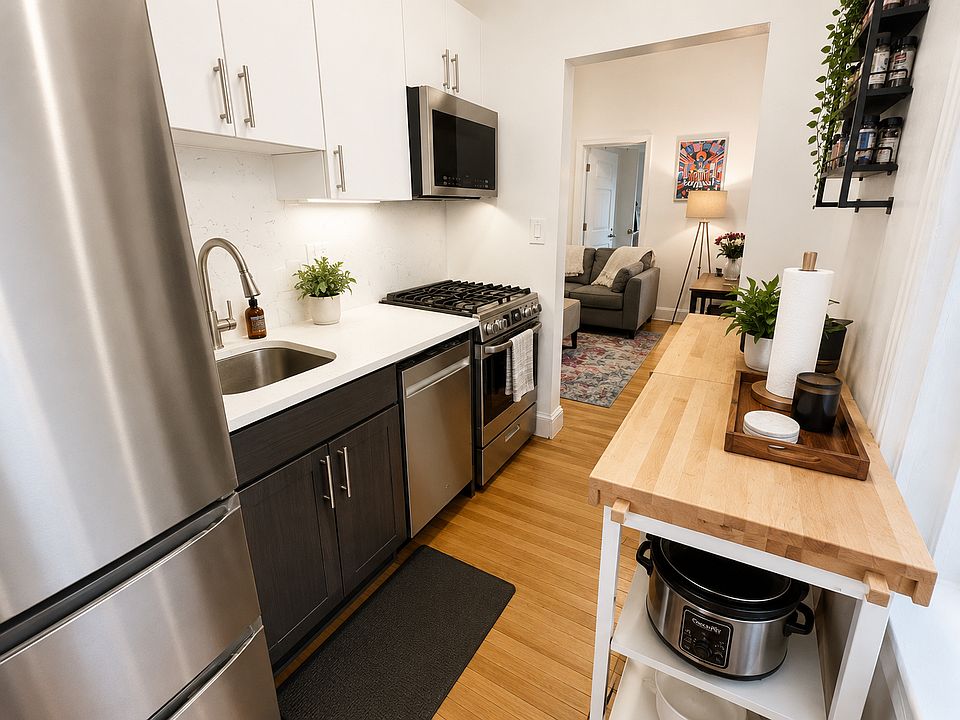 1st image of 1428 Lexington Ave APT 3C
