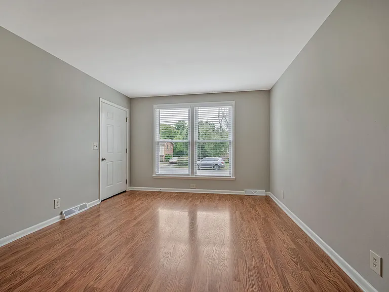7439 George Gaines Rd — Photo 6