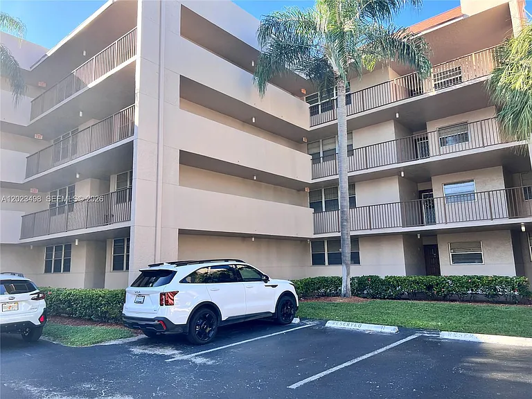 9531 Seagrape Dr #202 — Photo 1