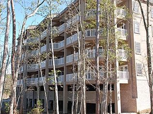 411 Elegans Ct #E101, Ocean Springs, MS 39564