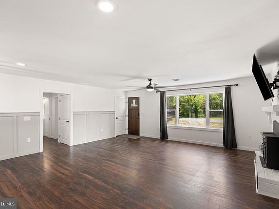5th image of 9686 Nanticoke Cir