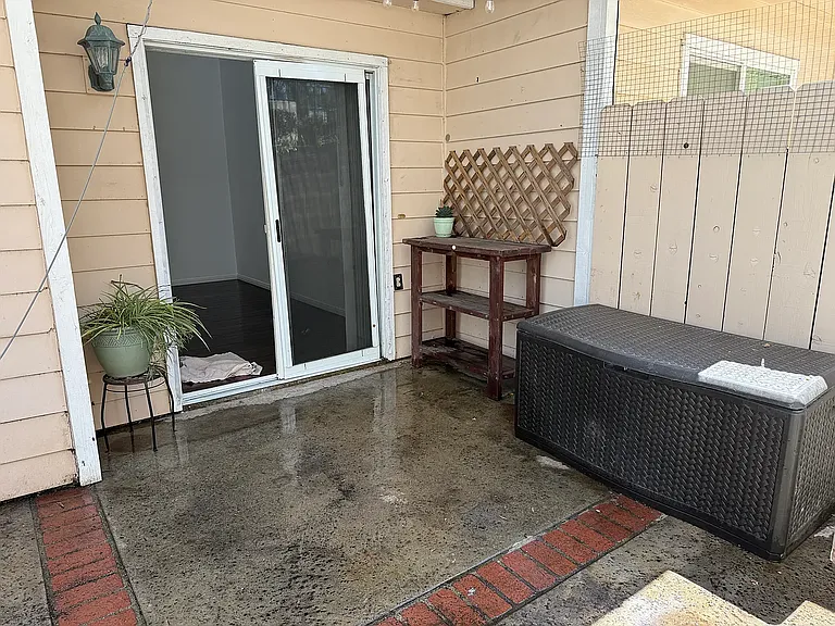 2748 Erringer Rd #10 — Photo 5