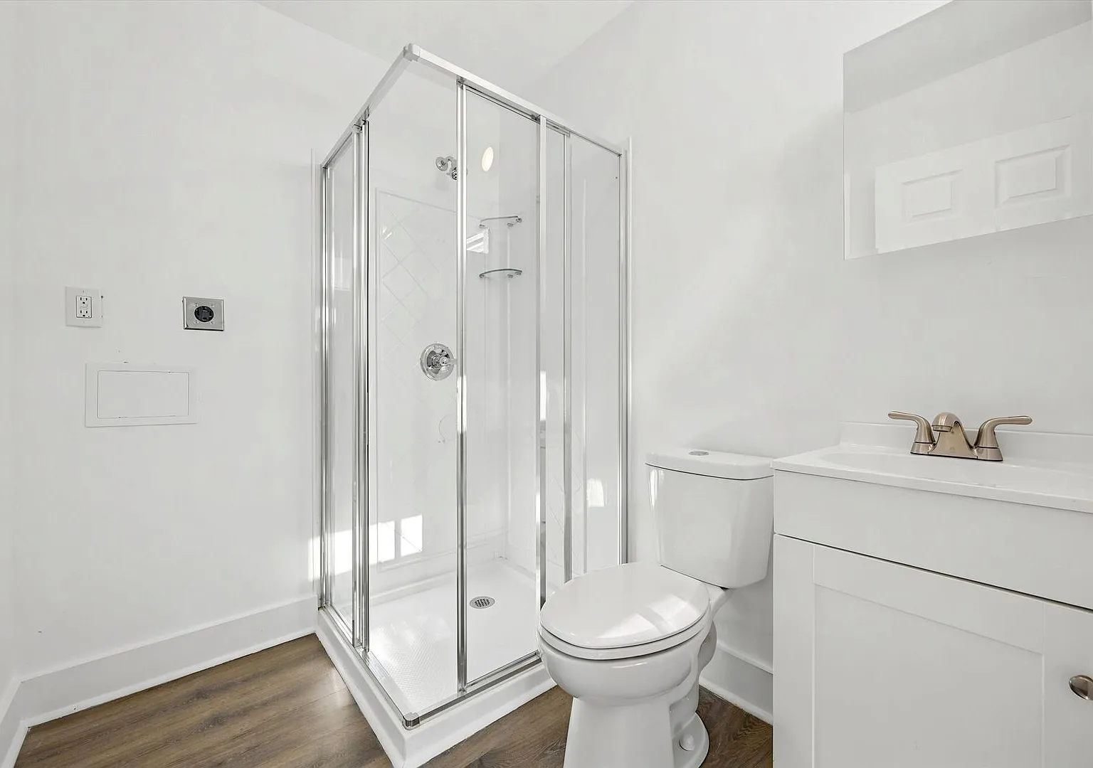 2BR/3BA House | Kensington — Photo 3