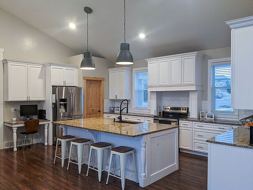 1st image of 1296 S Regal View Dr