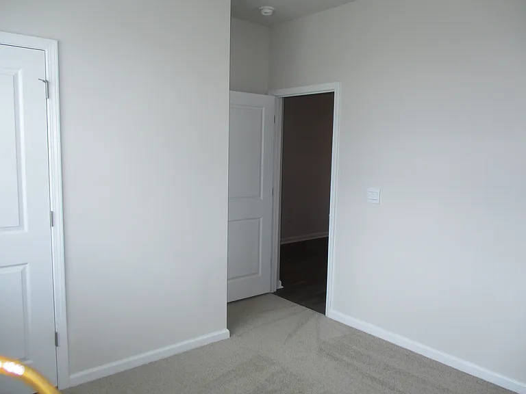 1443 Porchfield Dr — Photo 15
