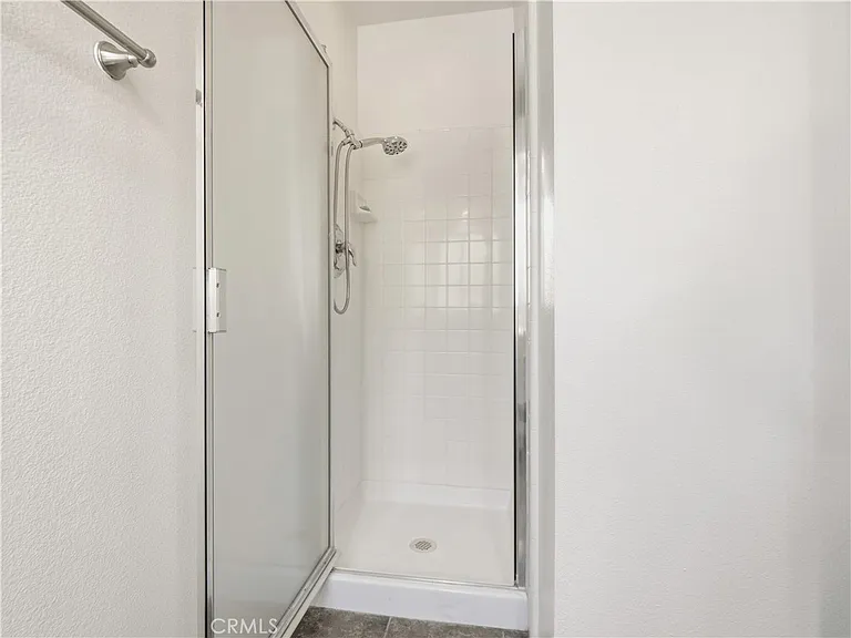 24514 McBean Pkwy — Photo 17