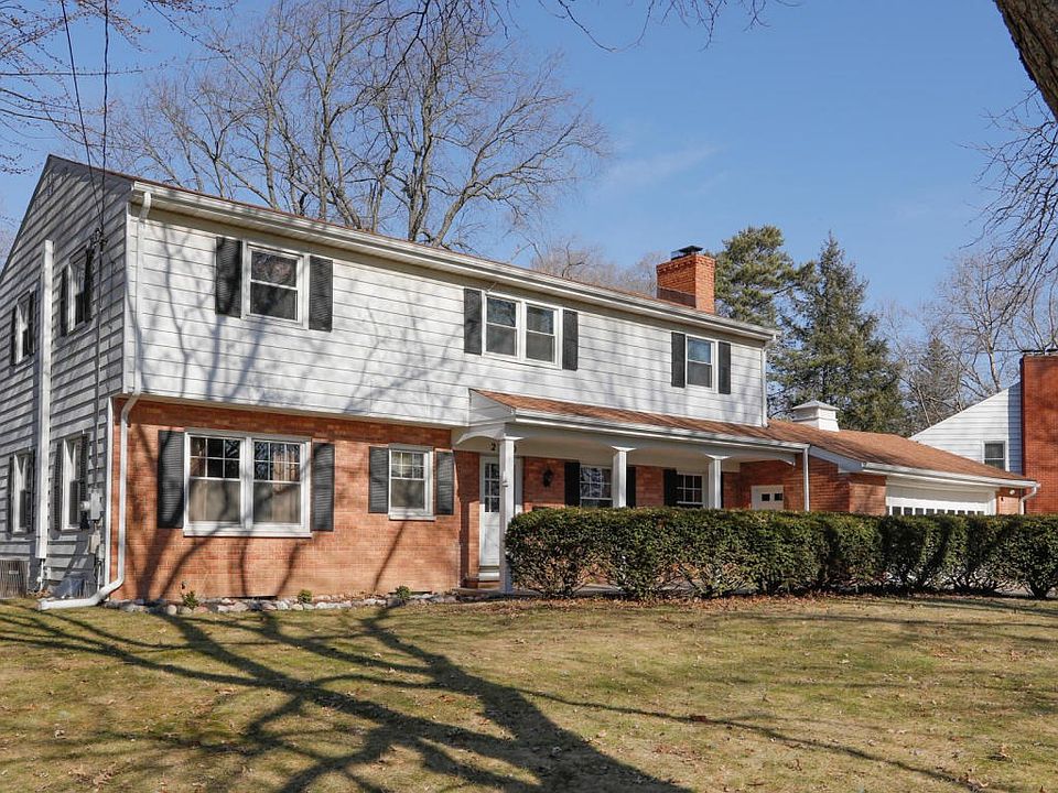 2720 Broadway Ave-101