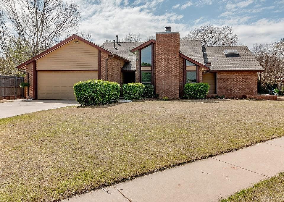 1st image of 11901 Cedar Valley Dr