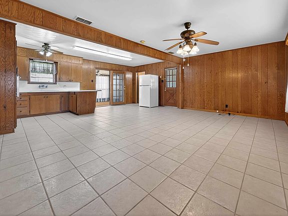 5th image of 106 Southview Dr
