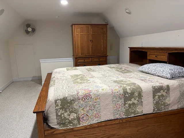 690 Hillside Ave — Photo 32
