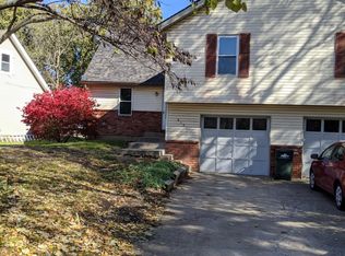 6131 Newton St, Overland Park, KS 66202