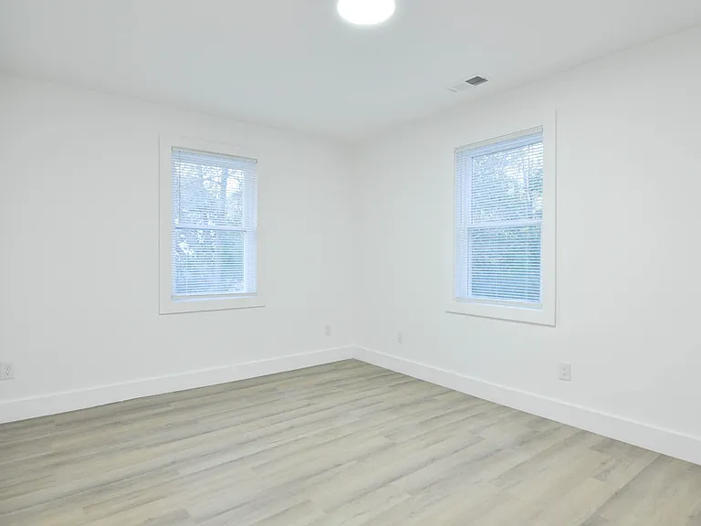 7426 Claudia Dr — Photo 5
