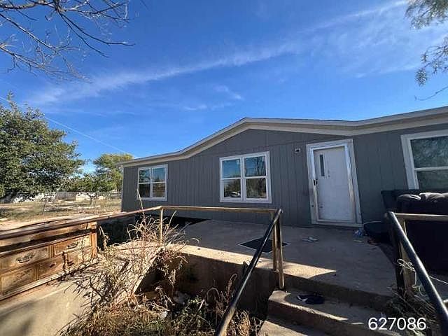 1st image of 5001 Dawson Dr