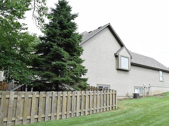 2nd image of 7701 W 149th St