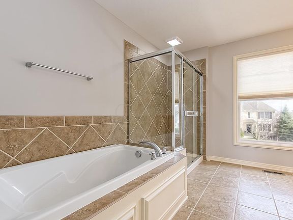 4th image of 4304 Hickory Rock Dr