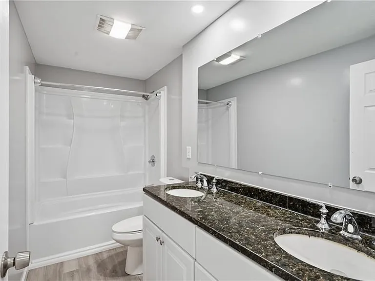 62 Cypress St #2 — Photo 14