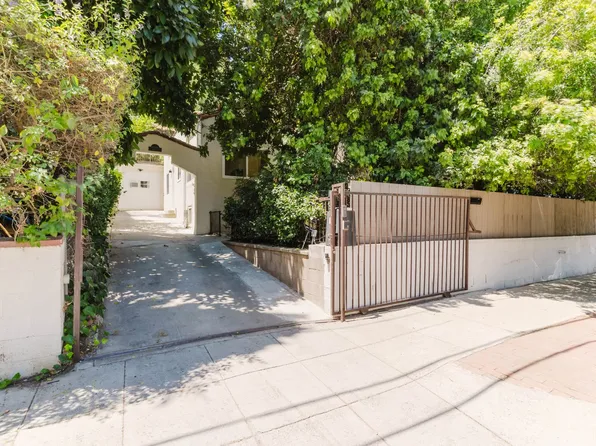 11036 Fruitland Dr, Studio City, CA 91604