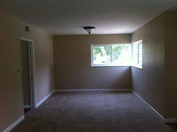 Seperate Dining Area