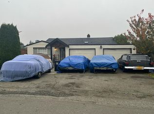 4121 SW 109th St, Seattle, WA 98146