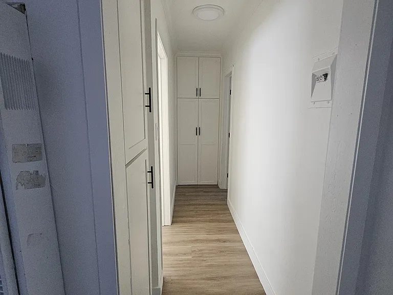 222 E South St #3 — Photo 9